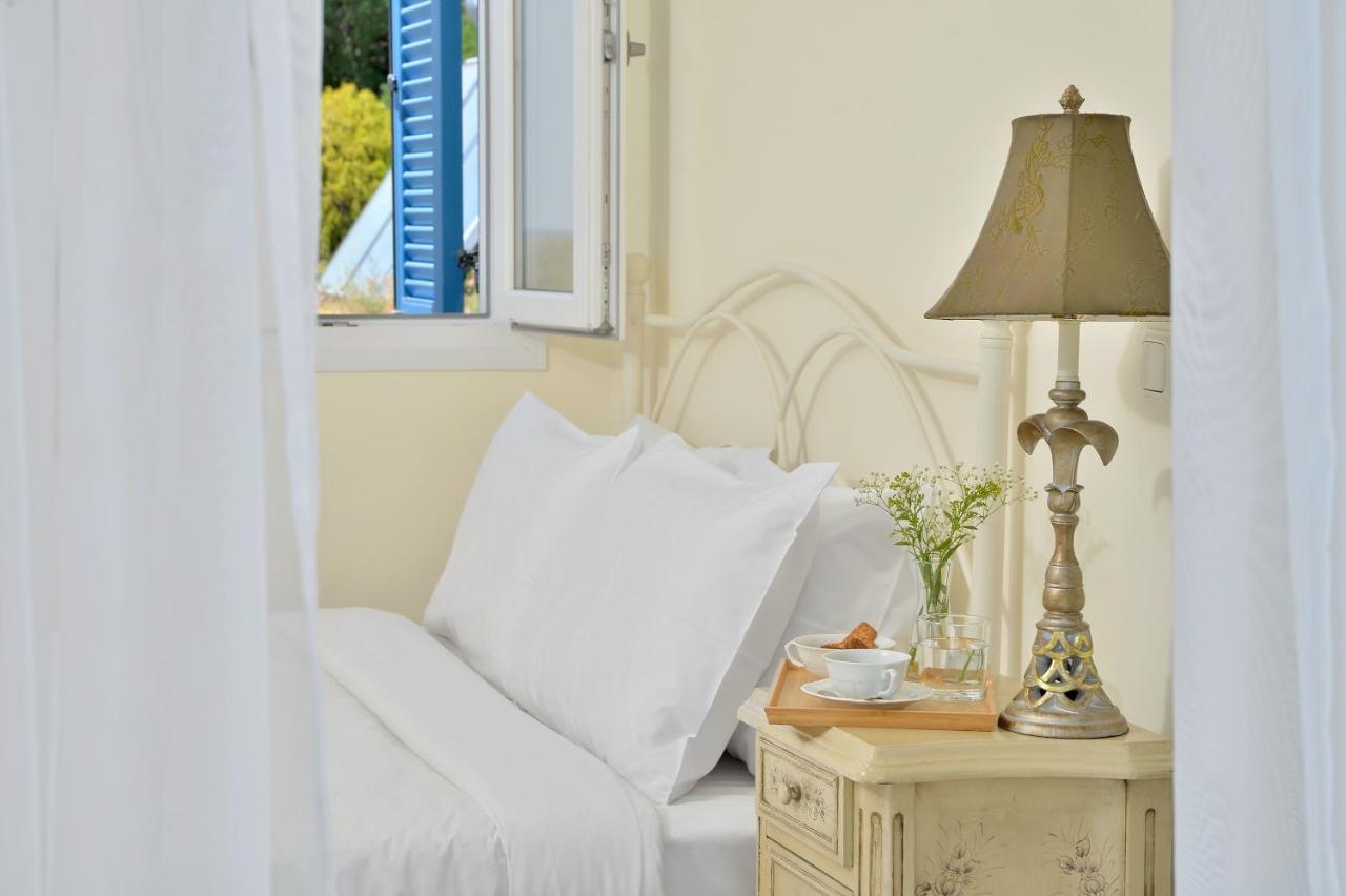 Andros Homes Sea Side Apartment & Studio 加夫里翁 外观 照片