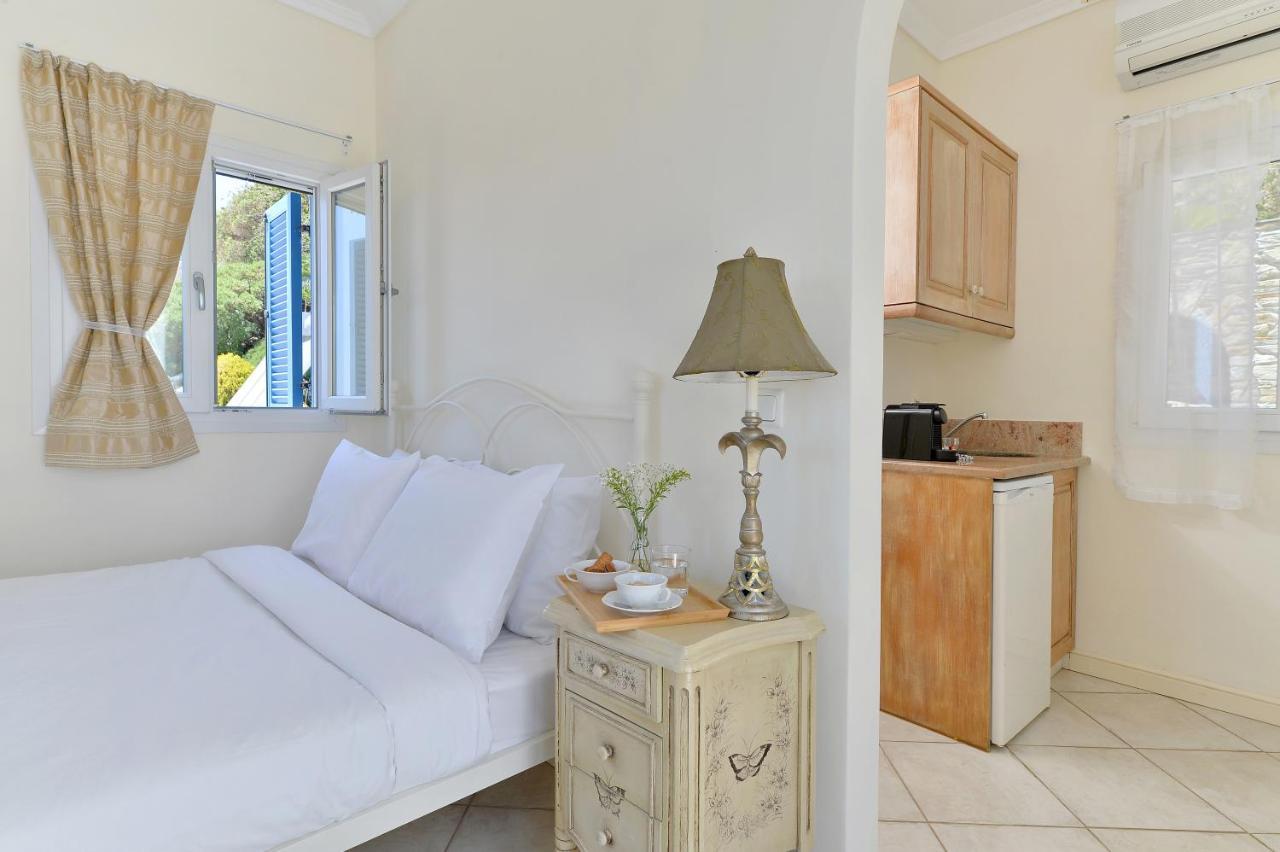 Andros Homes Sea Side Apartment & Studio 加夫里翁 外观 照片