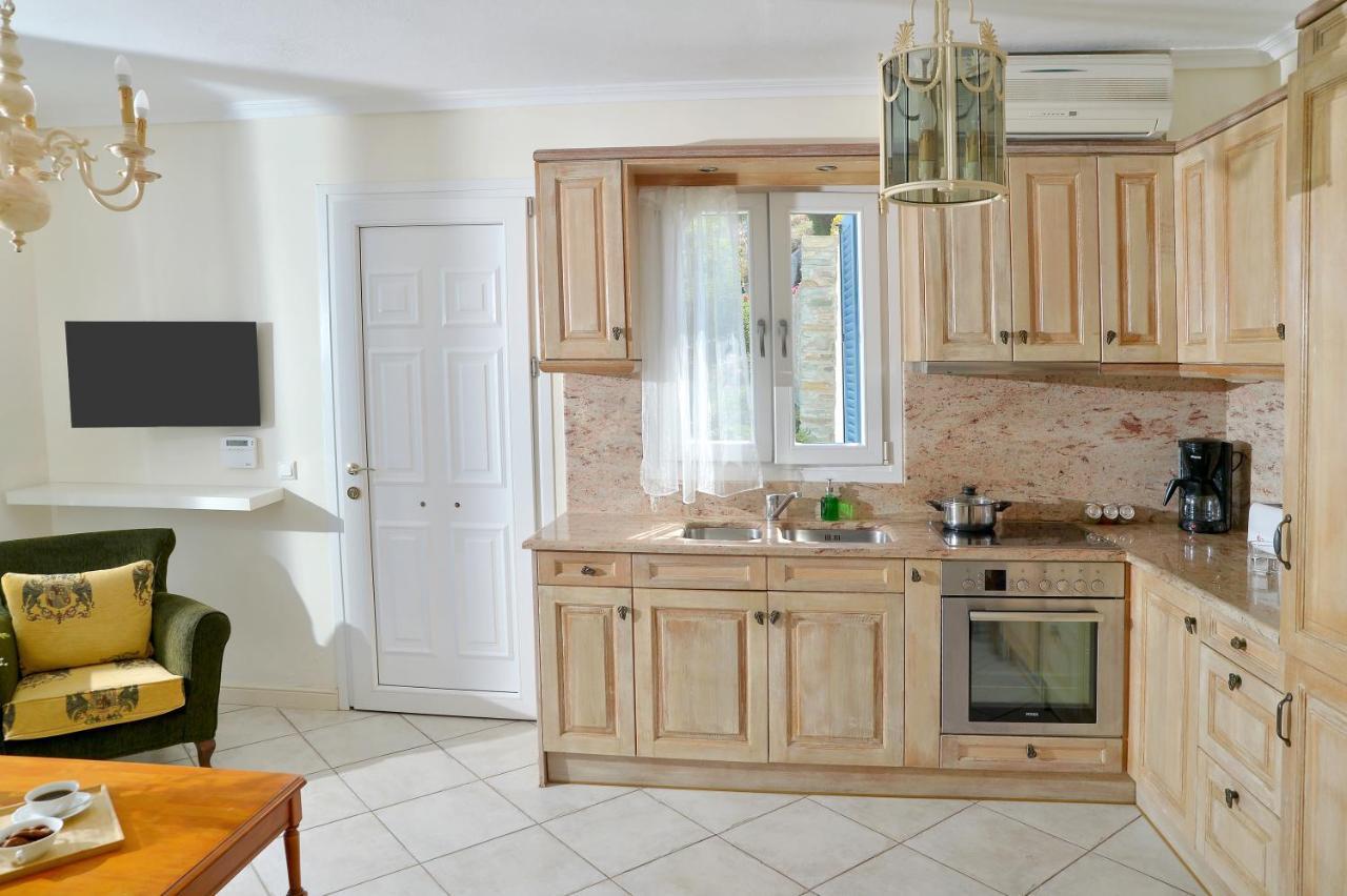 Andros Homes Sea Side Apartment & Studio 加夫里翁 外观 照片